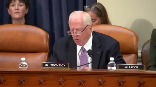 Lawmakers push for urgent reforms to combat child poverty