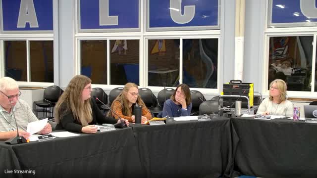 School board faces backlash over mold crisis response