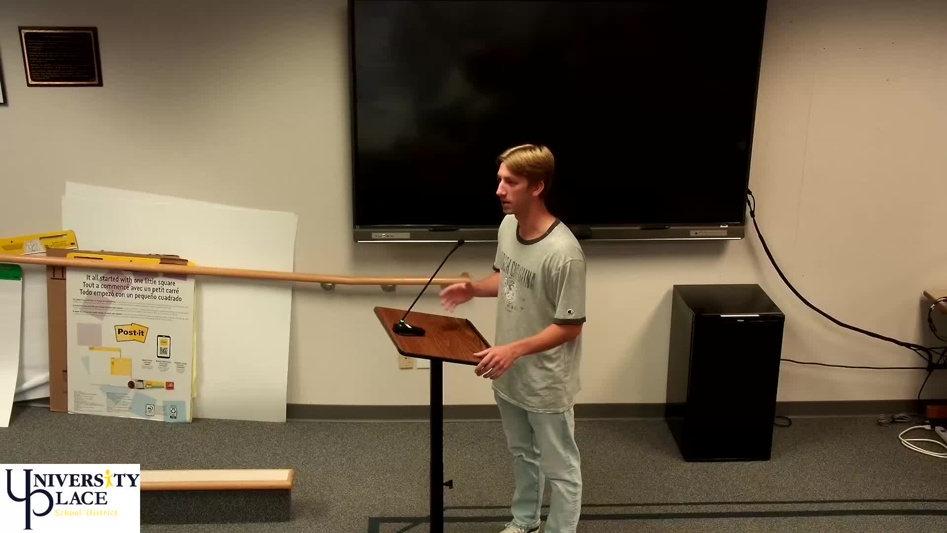 Parents push for phone-free classrooms to enhance learning