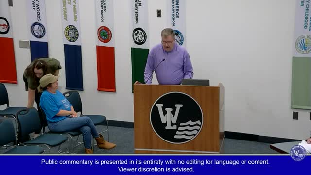 Dakota the therapy dog fights for her retirement