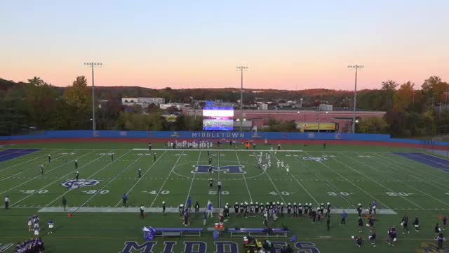 Middletown Bears seize momentum with explosive homecoming touchdown