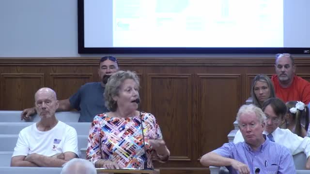 Residents rally against dangerous development plans in Hawthorne Valley