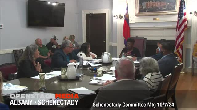 Council debates street naming compromise amid family tensions