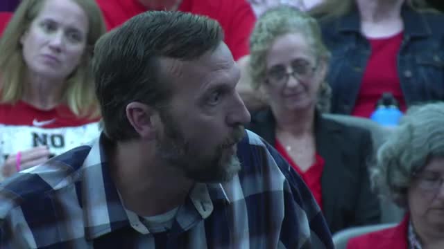 City Council Faces Pressure Over Controversial Turnpike Project