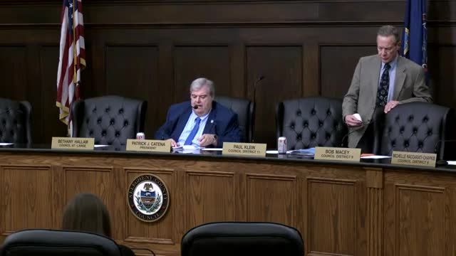 Heroic neighbors save delivery driver from cardiac arrest