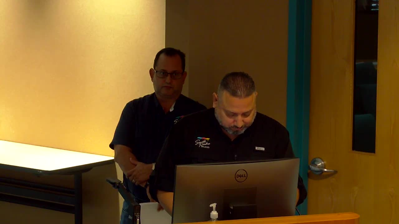 Business owner fights for visibility amid sign height debate