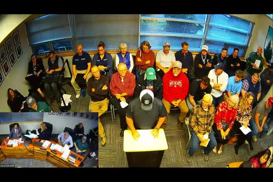 Community rallies to save Tahoma Valley Golf Course