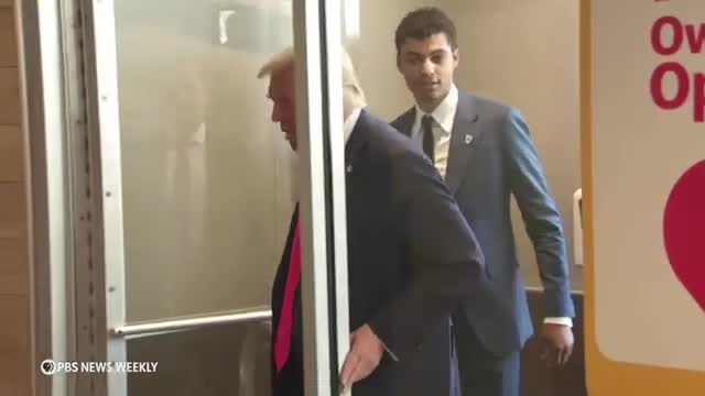 Trump serves fast food as campaign heats up against Harris