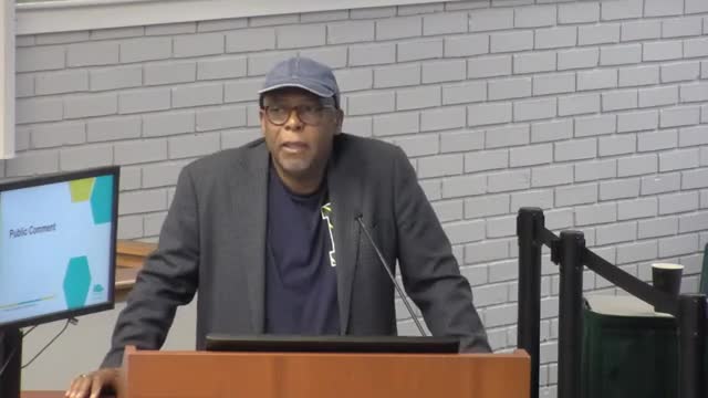 School board contract under fire for lack of competition