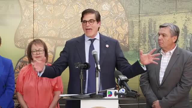 Lawmakers push to honor history of unjust deportations