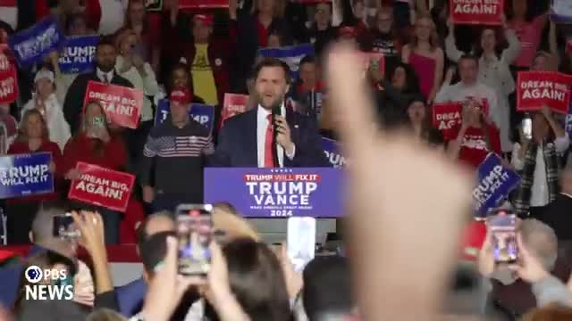 Trump rallies supporters to turn New Hampshire red