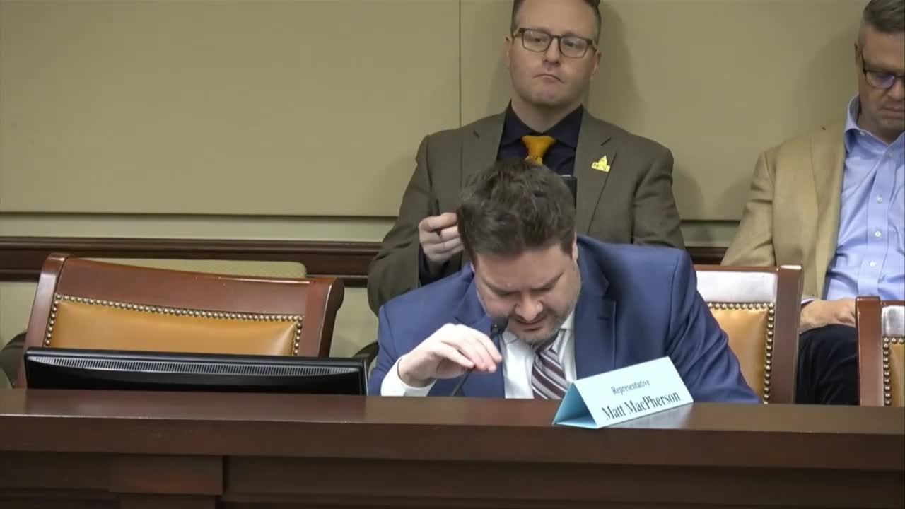 Lawmakers clash over vaping regulations and business impact