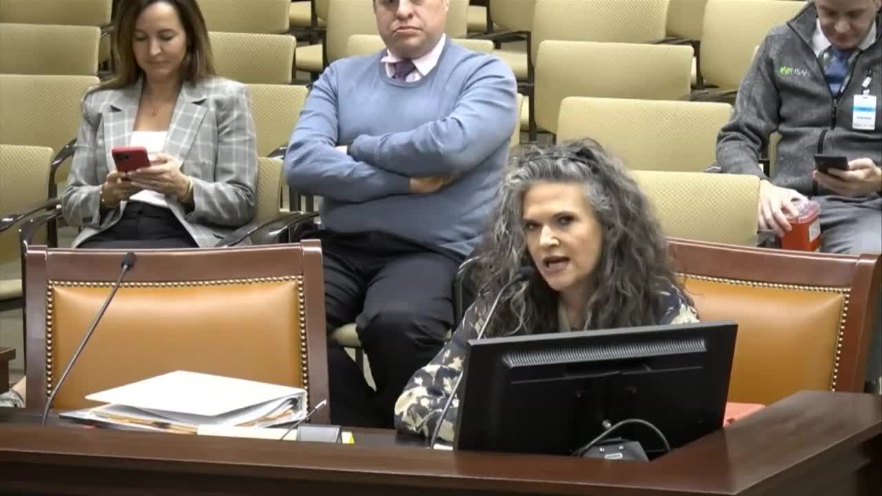 Lawmakers push innovative bill to tackle syringe use crisis