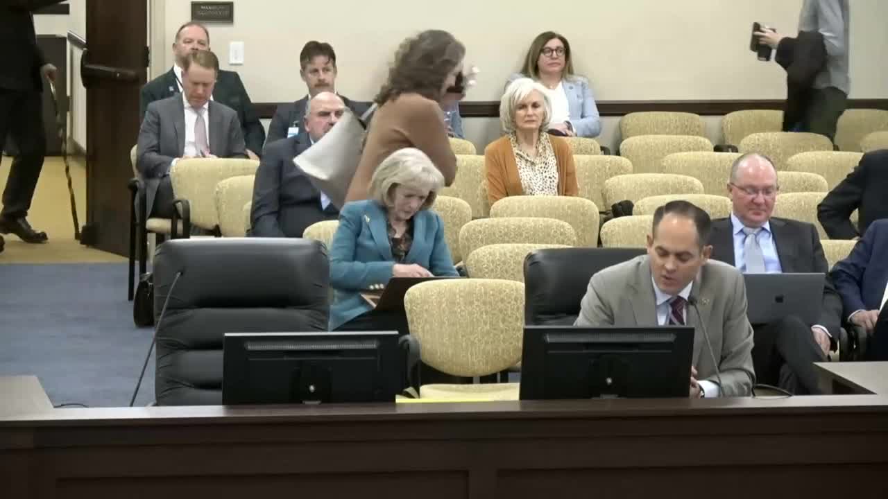 Lawmakers push to safeguard local food supply amid emergencies