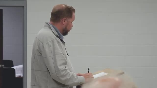 Neighbors alarmed by dangerous conditions of abandoned house