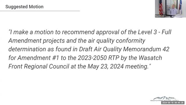 Transportation leaders debate costly shift to light rail