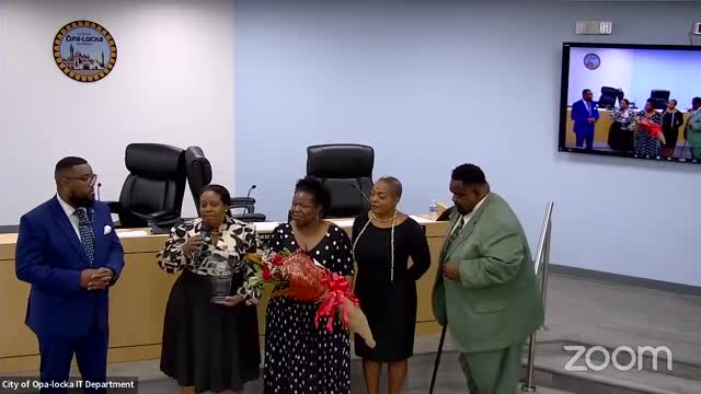 Vice mayor bids emotional farewell to city leadership