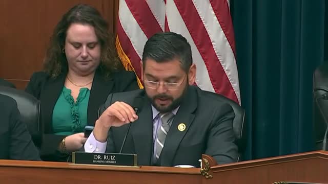 Health experts call for urgent reforms to combat emerging viruses