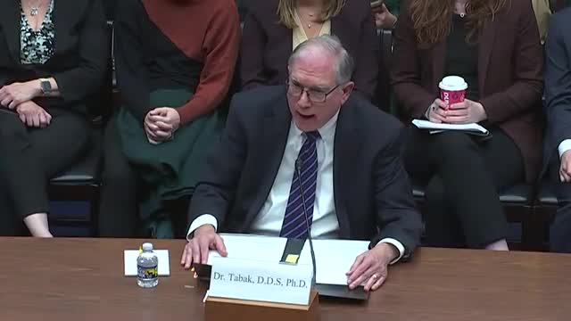 Health officials vow to improve transparency after pandemic failures