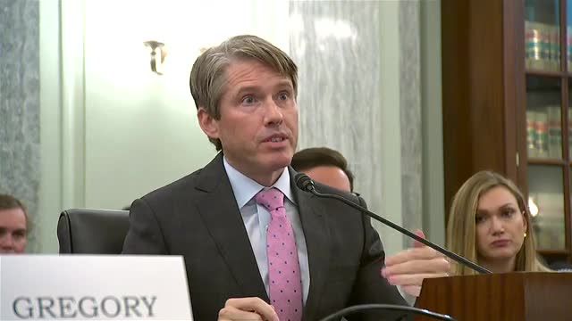 Lawmakers debate urgent AI regulations amid national security concerns