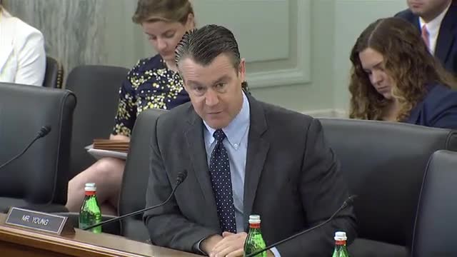 Lawmakers tackle AI risks and benefits in urgent meeting