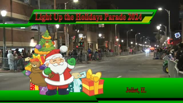 Joliet kicks off holiday season with festive tree lighting