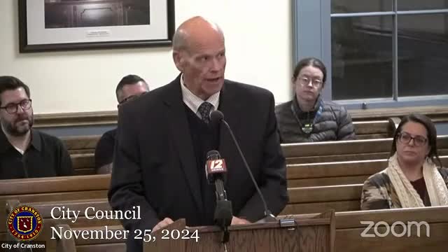 Mayor's legal battles overshadow city council proceedings