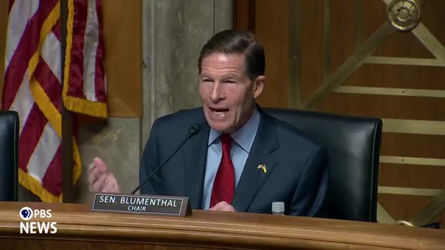 Airlines grilled over hidden costs of checked baggage