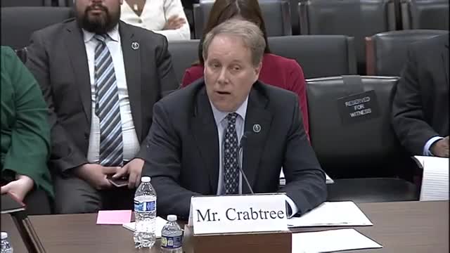 Energy Department faces scrutiny over LNG export pause