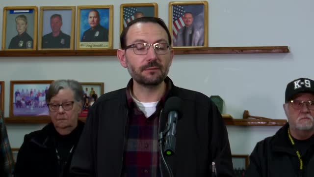 City leaders push for urgent funding of vital COPS program