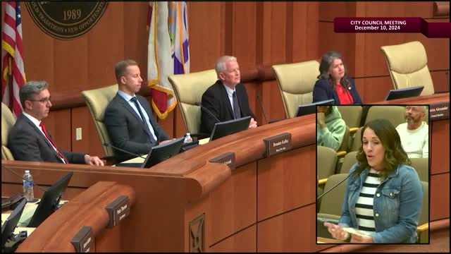 Old Town celebrates record turnout at Santa's Electric Light Parade