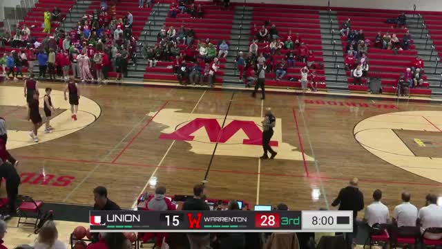 Warriors lead Wildcats 33-21 as Mason Thompson shines in second half showdown