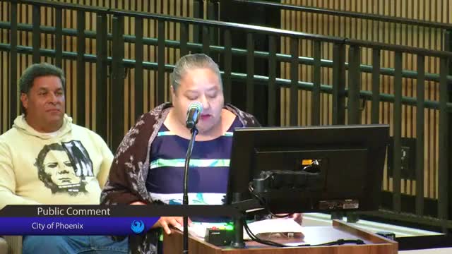 Community rallies against Smith Park closure urging Councilman Galindo to support local programs