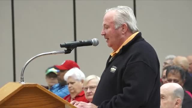 Sun City residents clash over Mountain View project plans amid board controversies