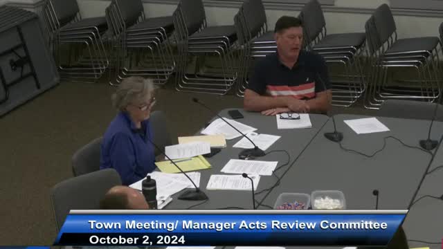 Town manager residency debate raises questions on community ties and emergency response