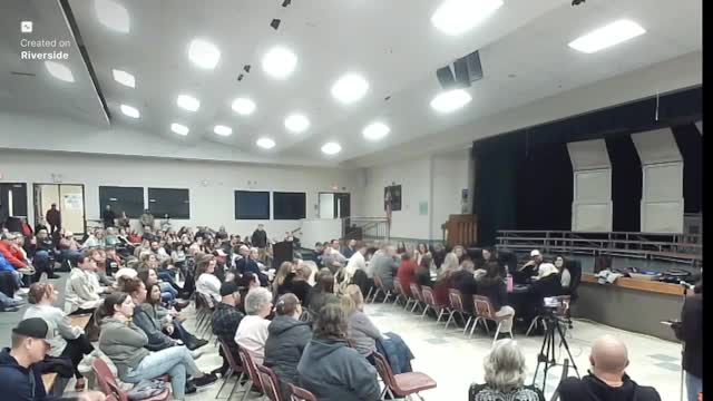 Lakeland School Board faces budget crisis as $9.5 million cuts loom ahead