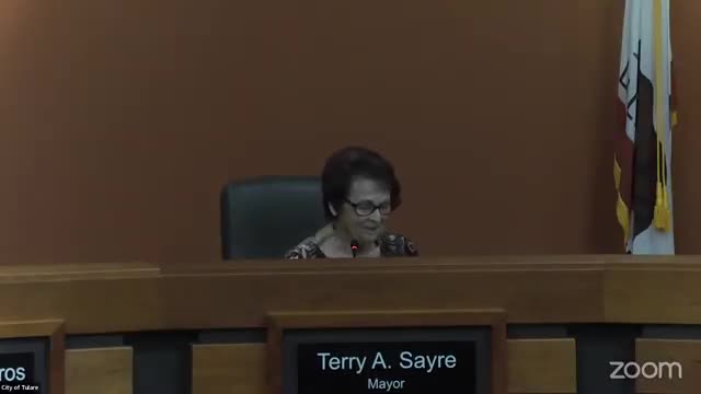 Tulare residents voice concerns over dangerous packs of roaming dogs in neighborhood