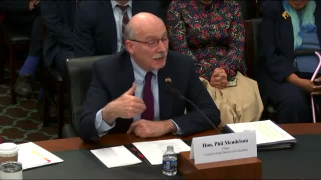 DC Mayor advocates for local control over National Guard amid ongoing public safety concerns