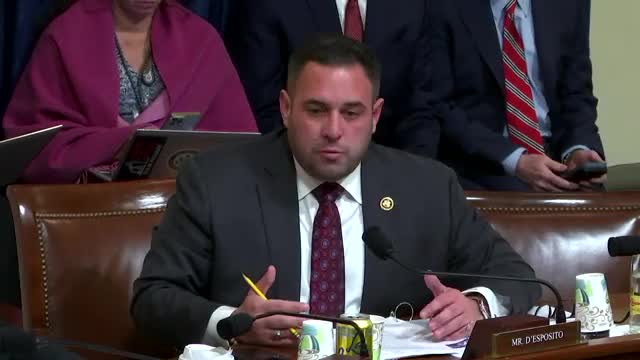 FBI faces scrutiny over drone investigation budget amid New York New Jersey sightings