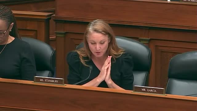 Congress debates amendment to protect federal workforce from political purges