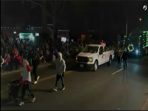 Chesapeake Christmas Parade Celebrates Local Businesses and Community Spirit