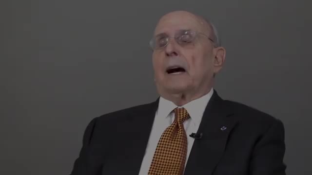 Former Coral Gables commissioner and mayor praises city arts, historic preservation and past projects during public comment