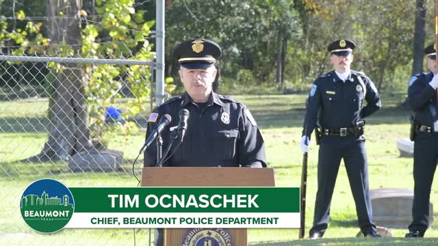 Beaumont groups and police unveil plaque honoring fallen officer George Frederick