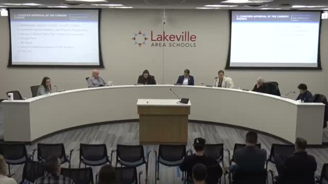 District projects modest enrollment growth; Century Middle School flagged as near capacity