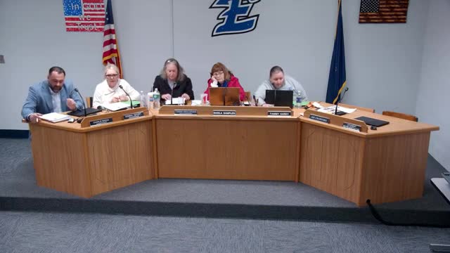 Estill County board swears in members, elects chair and vice chair and adopts 2025 meeting schedule