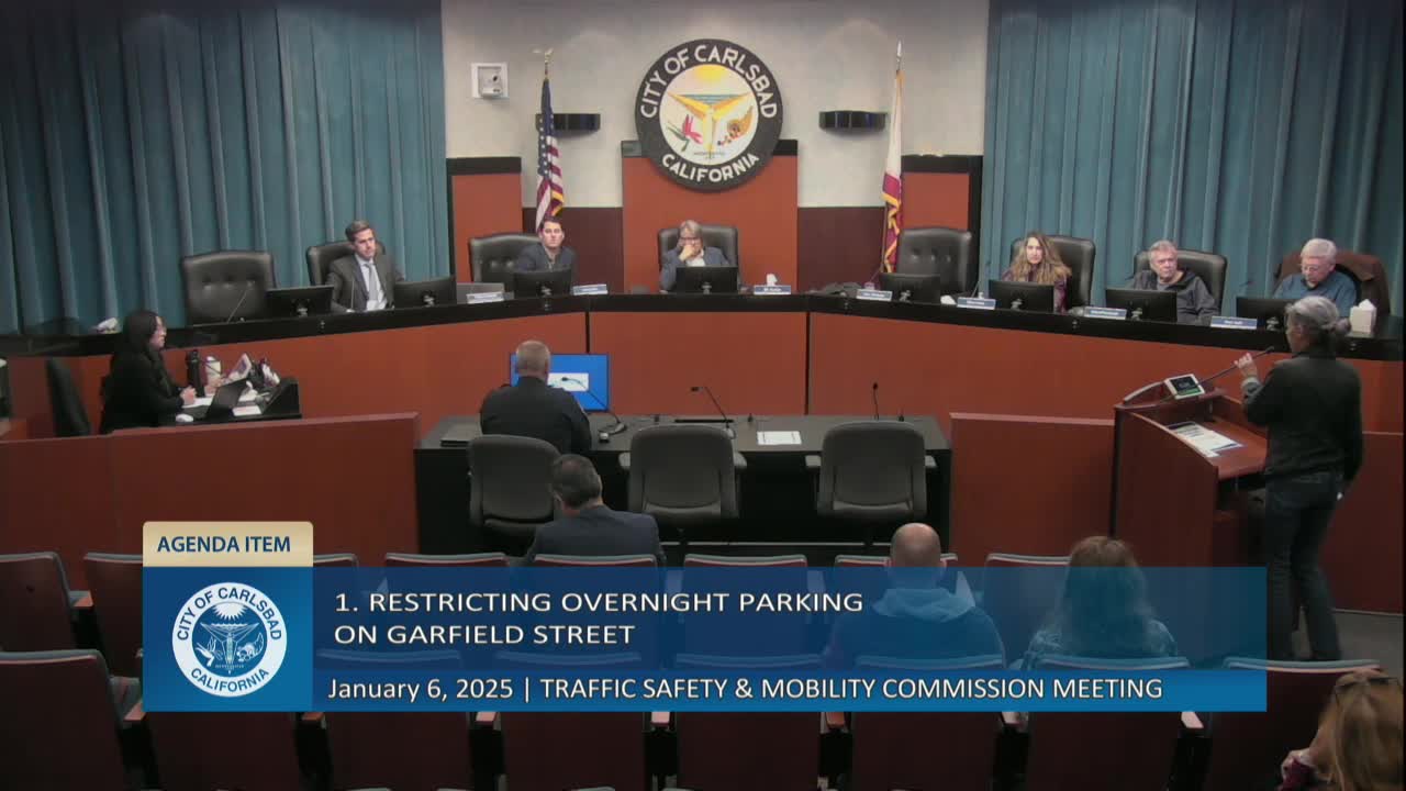 City presents Paseo del Norte pedestrian and bike safety plan; lane reduction and rapid-flashing beacon proposed