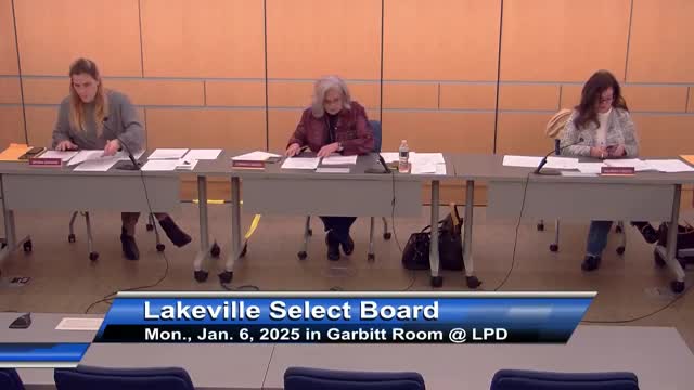 Select board weighs open‑space residential district versus 40B for Rocky Woods parcel; conservation concerns dominate