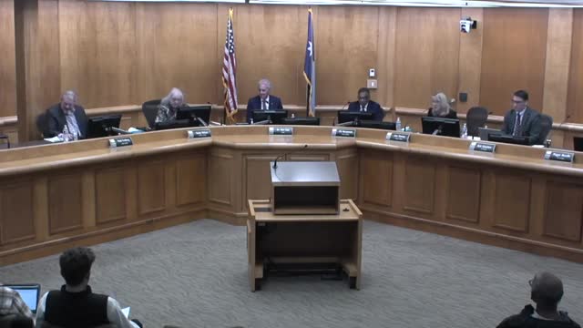 Council clears first reading of fence-code amendment banning electric and hazardous wire except narrow exceptions