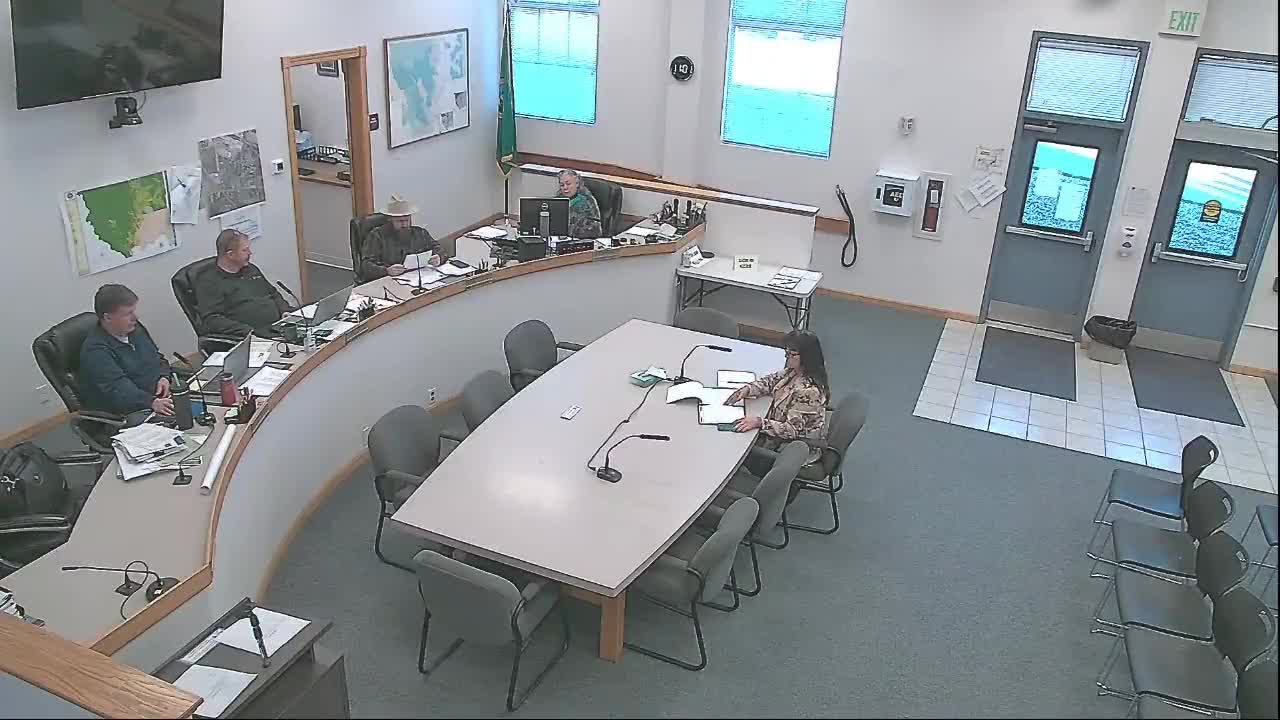 Okanogan County commissioners reorganize leadership, approve code change and a series of routine contracts