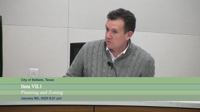 City Council debates limits on residential yard signs amid First Amendment concerns
